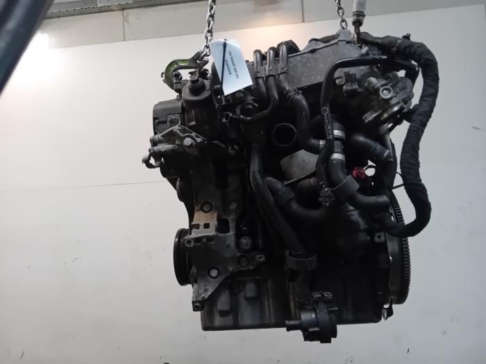 Usados Motor Volkswagen Passat Precio € 1.499,00 Norma de margen ofrecido por Van der Ven Autorecycling B.V.
