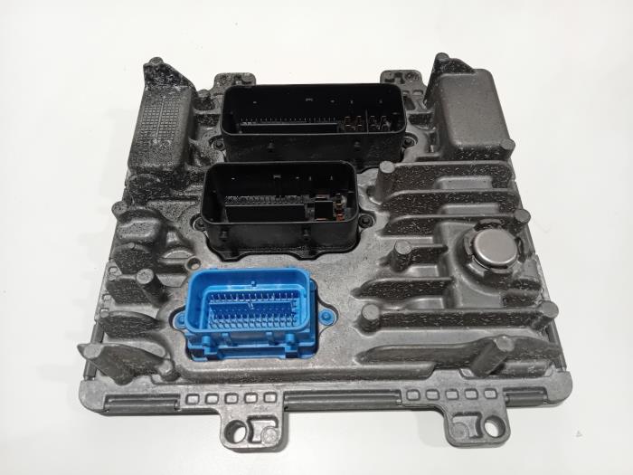Used Engine management computer Opel Astra Price € 150,00 Margin scheme offered by Van der Ven Autorecycling B.V.
