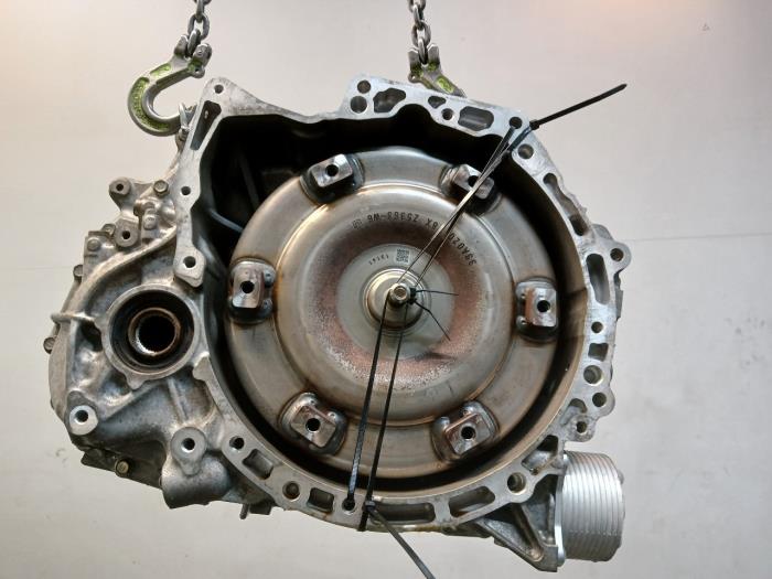 Used Automatic gearbox computer Peugeot 3008 Price € 1.149,99 Margin scheme offered by Van der Ven Autorecycling B.V.