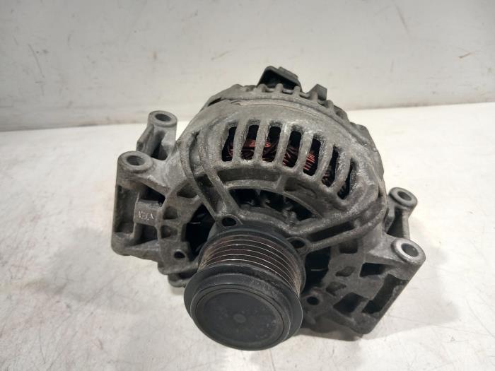 Begagnade Dynamo Audi A5 Pris € 50,00 Marginaltabell erbjuds av Van der Ven Autorecycling B.V.