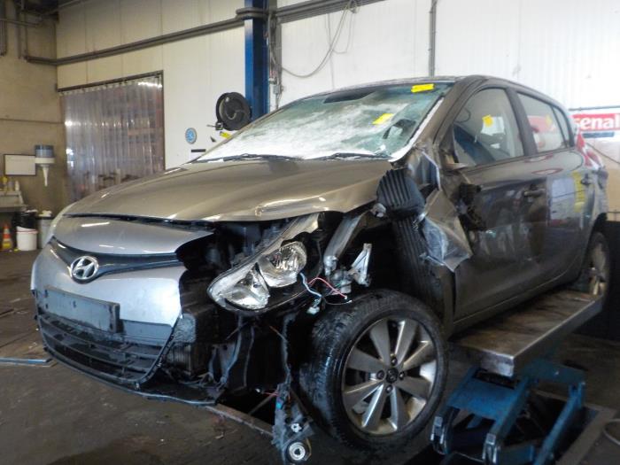 Begagnade ABS-pump Hyundai I20 Pris € 95,00 Marginaltabell erbjuds av Van der Ven Autorecycling B.V.