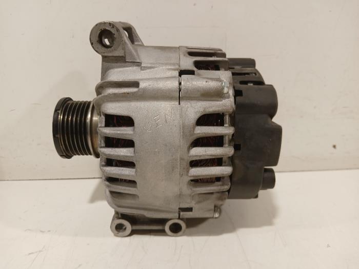 Gebrauchte Dynamo Peugeot 5008 Preis € 25,00 Margenregelung angeboten von Van der Ven Autorecycling B.V.