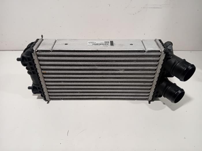 Usados Intercooler Opel Corsa Precio € 115,00 Norma de margen ofrecido por Van der Ven Autorecycling B.V.