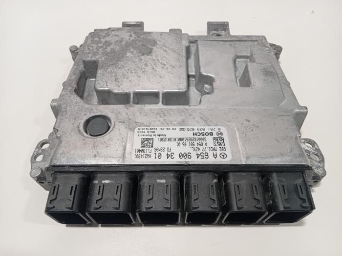 Used Engine management computer Mercedes Sprinter Price € 350,00 Margin scheme offered by Van der Ven Autorecycling B.V.