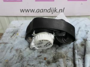 Used Front seatbelt, right BMW 3 serie (E92) 325d 24V Price € 40,00 Margin scheme offered by Autodemontage Aandijk
