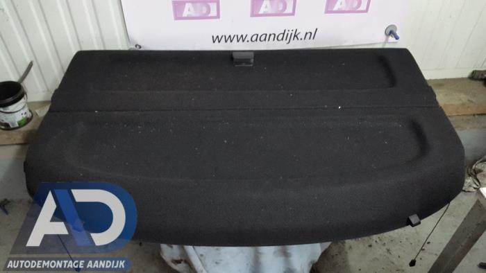 Używane Pólka tylna Mazda 3 Sport (BK) 1.6 CiTD 16V Cena € 34,99 Procedura marży oferowane przez Autodemontage Aandijk