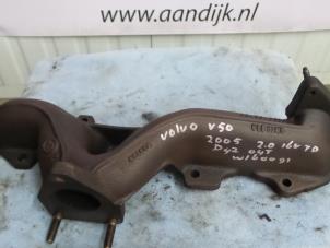 Used Exhaust manifold Volvo V50 (MW) 2.0 D 16V Price € 45,00 Margin scheme offered by Autodemontage Aandijk