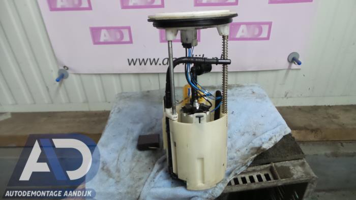 Gebrauchte Förderpumpe Mercedes A (W169) 2.0 A-160 CDI 16V 3-Drs. Preis € 49,99 Margenregelung angeboten von Autodemontage Aandijk