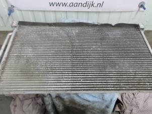 Usados Radiador de aire acondicionado Kia Rio II (DE) 1.4 16V Precio € 39,99 Norma de margen ofrecido por Autodemontage Aandijk