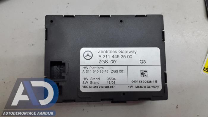 Używane Modul Comfort Mercedes E Combi (S211) 3.2 E-320 CDI 24V Cena € 40,00 Procedura marży oferowane przez Autodemontage Aandijk