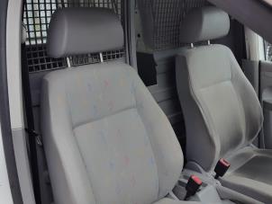 Gebrauchte Sitz rechts Volkswagen Caddy III (2KA,2KH,2CA,2CH) 2.0 SDI Preis € 74,99 Margenregelung angeboten von Autodemontage Aandijk