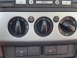 Used Air conditioning control panel Ford Focus 2 1.6 TDCi 16V 110 Price on request offered by Autodemontage Aandijk