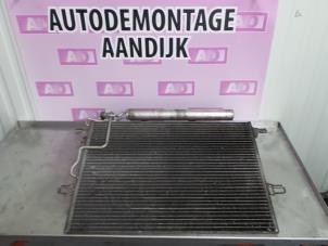 Usados Radiador de aire acondicionado Mercedes E Combi (S211) 3.2 E-320 CDI 24V Precio € 59,99 Norma de margen ofrecido por Autodemontage Aandijk