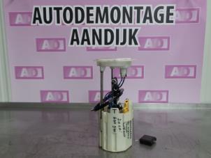 Used Booster pump Mercedes B (W245,242) 2.0 B-180 CDI 16V Price € 49,99 Margin scheme offered by Autodemontage Aandijk