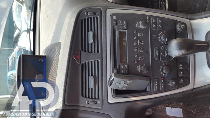 Używane System nawigacji Volvo XC70 (SZ) XC70 2.4 D5 20V Cena € 99,99 Procedura marży oferowane przez Autodemontage Aandijk