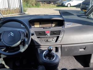 Usados Juego y módulo de airbag Citroen C4 Picasso (UD/UE/UF) 2.0 HDiF 16V 135 Precio € 299,99 Norma de margen ofrecido por Autodemontage Aandijk
