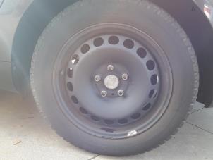 Used Set of wheels Volkswagen Passat (3C2) 2.0 TDI 140 Price on request offered by Autodemontage Aandijk