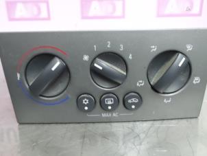 Used Air conditioning control panel Opel Meriva Price on request offered by Autodemontage Aandijk