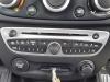 Radio/Lecteur CD d'un Renault Megane III Berline (BZ), 2008 / 2017 1.6 16V, Berline avec hayon arrière, 4 portes, Essence, 1,598cc, 74kW (101pk), FWD, K4M848; K4MP8, 2008-11 / 2015-08, BZ0H; BZ1R 2010