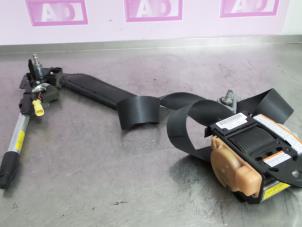 Used Seatbelt tensioner, right Honda Jazz (GE) 1.4 i-Dsi Price on request offered by Autodemontage Aandijk