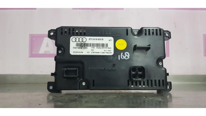 System nawigacji z Audi A4 (B8) 2.0 TDI 16V 2009