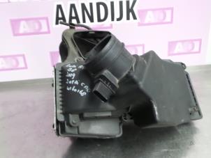 Używane Obudowa filtra powietrza Audi A4 (B8) 2.0 TDI 16V Cena € 39,99 Procedura marży oferowane przez Autodemontage Aandijk