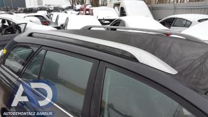 Used Roof rail kit Toyota Avensis Wagon (T25/B1E) 2.0 16V D-4D Price € 99,99 Margin scheme offered by Autodemontage Aandijk