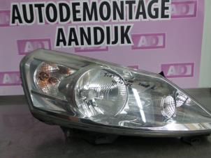 Used Headlight, right Fiat Scudo (270) 2.0 D Multijet Price € 74,99 Margin scheme offered by Autodemontage Aandijk