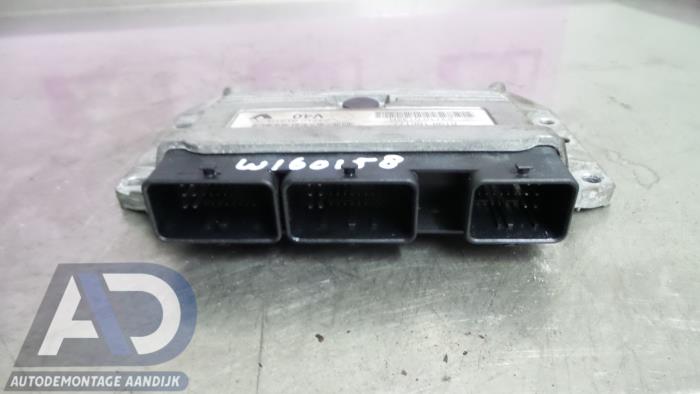 Used Engine management computer Renault Megane III Berline (BZ) 1.6 16V Price € 99,99 Margin scheme offered by Autodemontage Aandijk