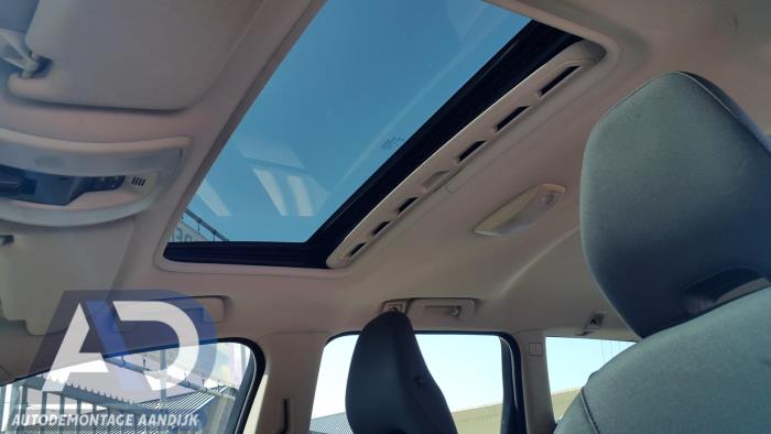 Używane Szyberdach Volvo V70 (BW) 2.4 D5 20V Cena € 174,99 Procedura marży oferowane przez Autodemontage Aandijk