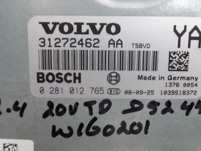 Komputer sterowania silnika z Volvo V70 (BW) 2.4 D5 20V 2009