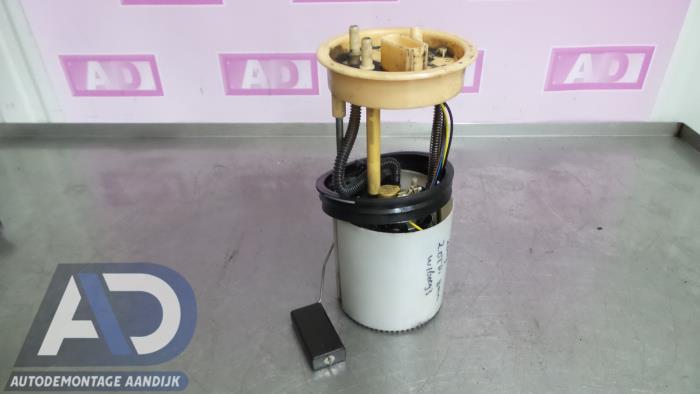 Gebrauchte Förderpumpe Volkswagen Touran (1T1/T2) 2.0 TDI DPF Cross Touran Preis € 34,99 Margenregelung angeboten von Autodemontage Aandijk