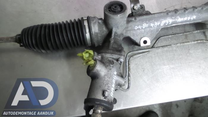 Power steering box BMW 3 serie Touring 318d 16V 677745901 ZF