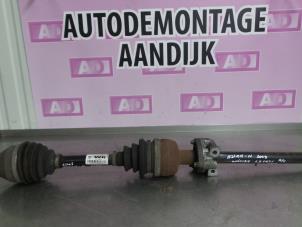 Used Front drive shaft, right Opel Astra H (L48) 1.7 CDTi 16V Price € 39,99 Margin scheme offered by Autodemontage Aandijk