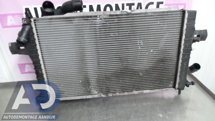 Gebrauchte Kühler Opel Astra H (L48) 1.7 CDTi 16V Preis € 49,99 Margenregelung angeboten von Autodemontage Aandijk