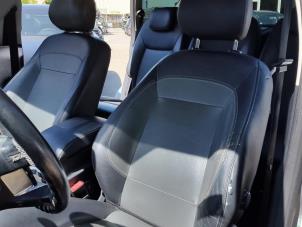Used Set of upholstery (complete) Ford S-Max (GBW) 2.0 TDCi 16V 140 Price € 349,99 Margin scheme offered by Autodemontage Aandijk