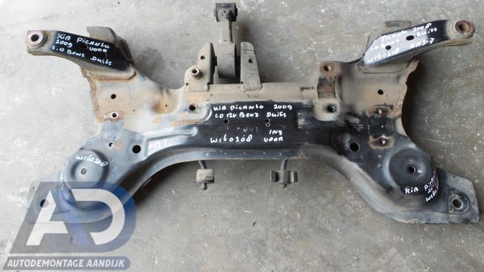 Usagé Faux châssis Kia Picanto (BA) 1.0 12V Prix € 74,99 Règlement à la marge proposé par Autodemontage Aandijk