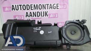 Used Speaker Audi A6 Avant Quattro (C6) 3.0 TDI V6 24V Price € 29,99 Margin scheme offered by Autodemontage Aandijk