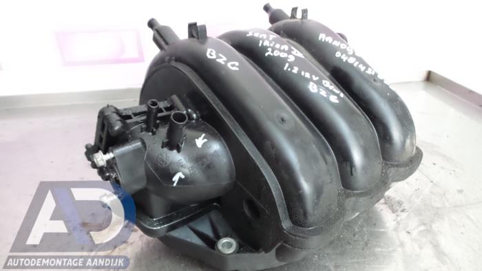 Używane Kolektor dolotowy Seat Ibiza IV SC (6J1) 1.2 12V Cena € 49,99 Procedura marży oferowane przez Autodemontage Aandijk