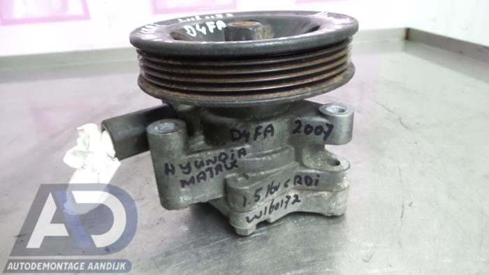 Usagé Pompe de direction Hyundai Matrix 1.5 CRDi VGT 16V Prix € 69,99 Règlement à la marge proposé par Autodemontage Aandijk