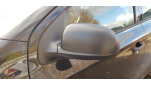 Used Wing mirror, left Hyundai i20 1.2i 16V Price € 39,99 Margin scheme offered by Autodemontage Aandijk
