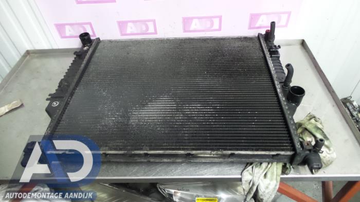 Usagé Radiateur Mercedes ML II (164/4JG) 3.0 ML-320 CDI 4-Matic V6 24V Prix € 100,00 Règlement à la marge proposé par Autodemontage Aandijk