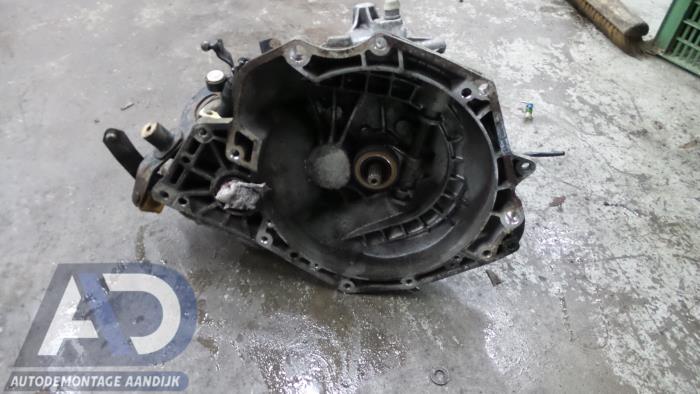 Gebrauchte Getriebe Opel Tigra (75) 1.4i 16V Preis € 124,99 Margenregelung angeboten von Autodemontage Aandijk