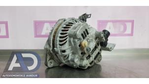 Dynamo van een Honda Civic (FK/FN) 1.8i VTEC 16V 2008