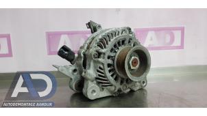 Dynamo van een Honda Civic (FK/FN) 1.8i VTEC 16V 2008