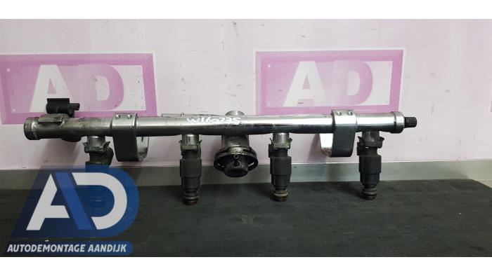 Usagé Système d'injection BMW Mini (R50/53) 1.6 16V One Prix € 49,99 Règlement à la marge proposé par Autodemontage Aandijk