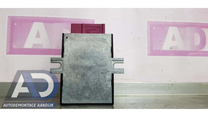 Fuel pump relay BMW 1 serie 118d 16V 55892110 HELBAKO