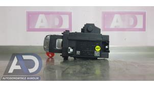 Used Ignition lock + key Audi A4 (B8) 2.0 TDI 16V Price € 59,99 Margin scheme offered by Autodemontage Aandijk