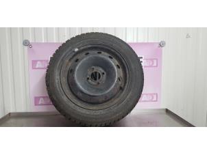 Used Wheel + winter tyre Renault Megane II (BM/CM) 1.6 16V Price € 64,99 Margin scheme offered by Autodemontage Aandijk