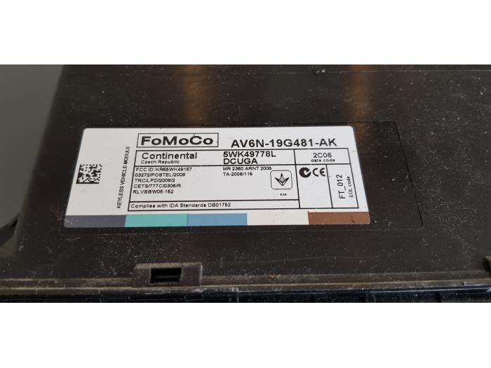 Comfort Module from a Ford C-Max (DXA) 1.6 TDCi 16V 2013